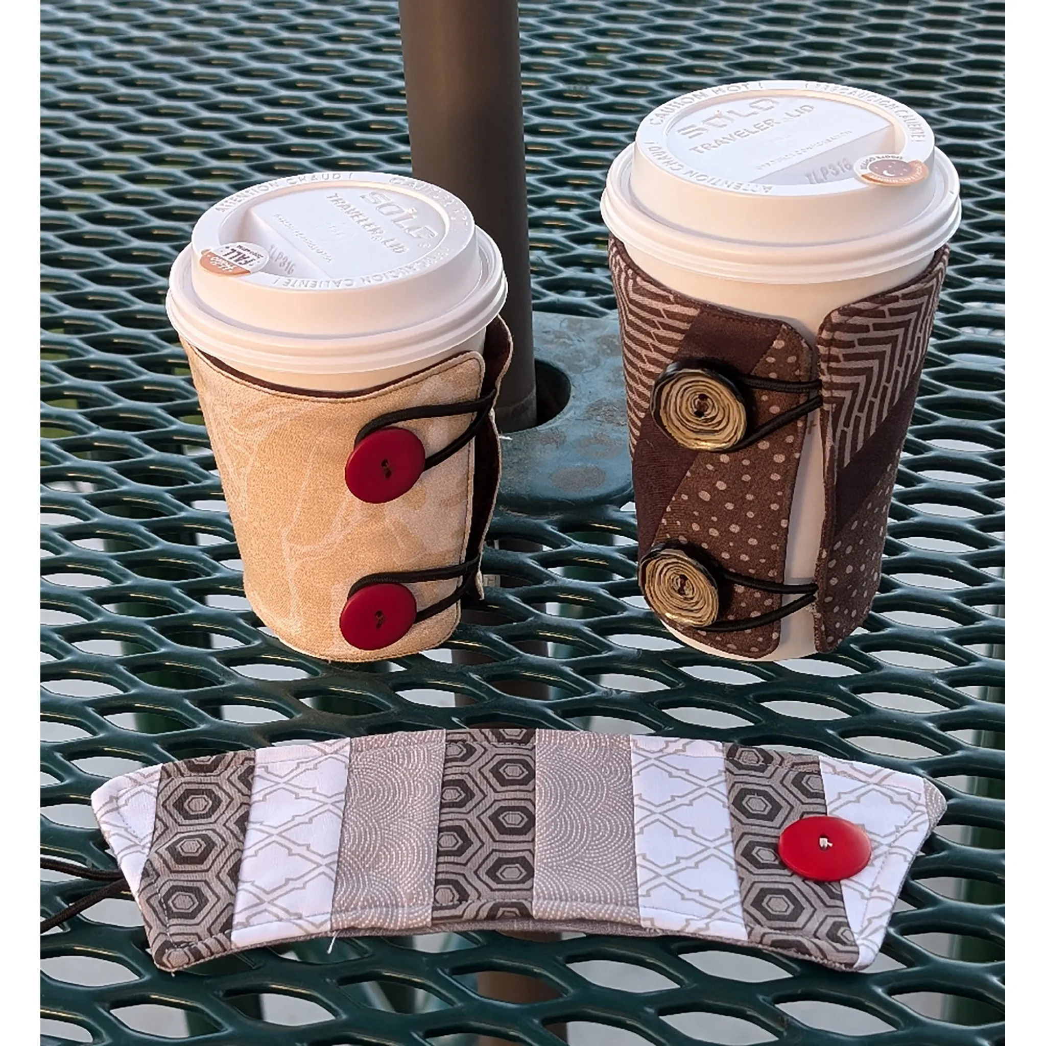 Cup Huggers Beverage Sleeves Pattern TWW-1038 - Paper Pattern