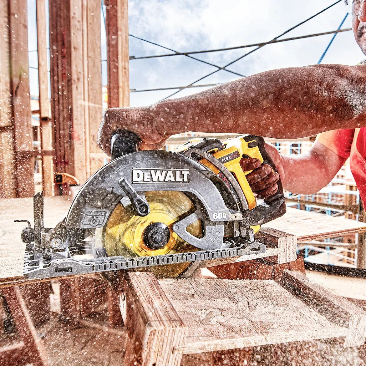 DeWALT DCS577B 60V 7-1/4-Inch Worm Drive Style Circular Saw - Bare Tool