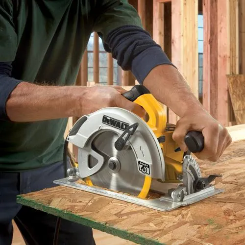 DeWALT DWE575SB 7-1/4-In Electric Next Gen Circular Saw Cutting Tool W/ Brake