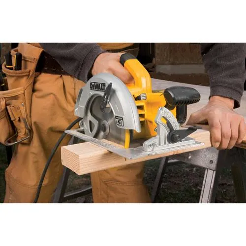 DeWALT DWE575SB 7-1/4-In Electric Next Gen Circular Saw Cutting Tool W/ Brake