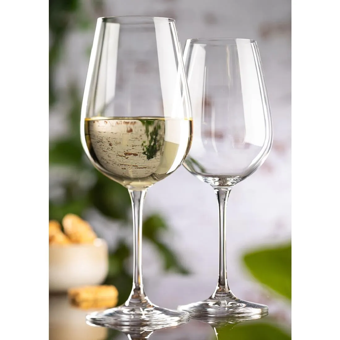 FH560 Rona Invitation Wine Glasses 440ml (Pack of 6)