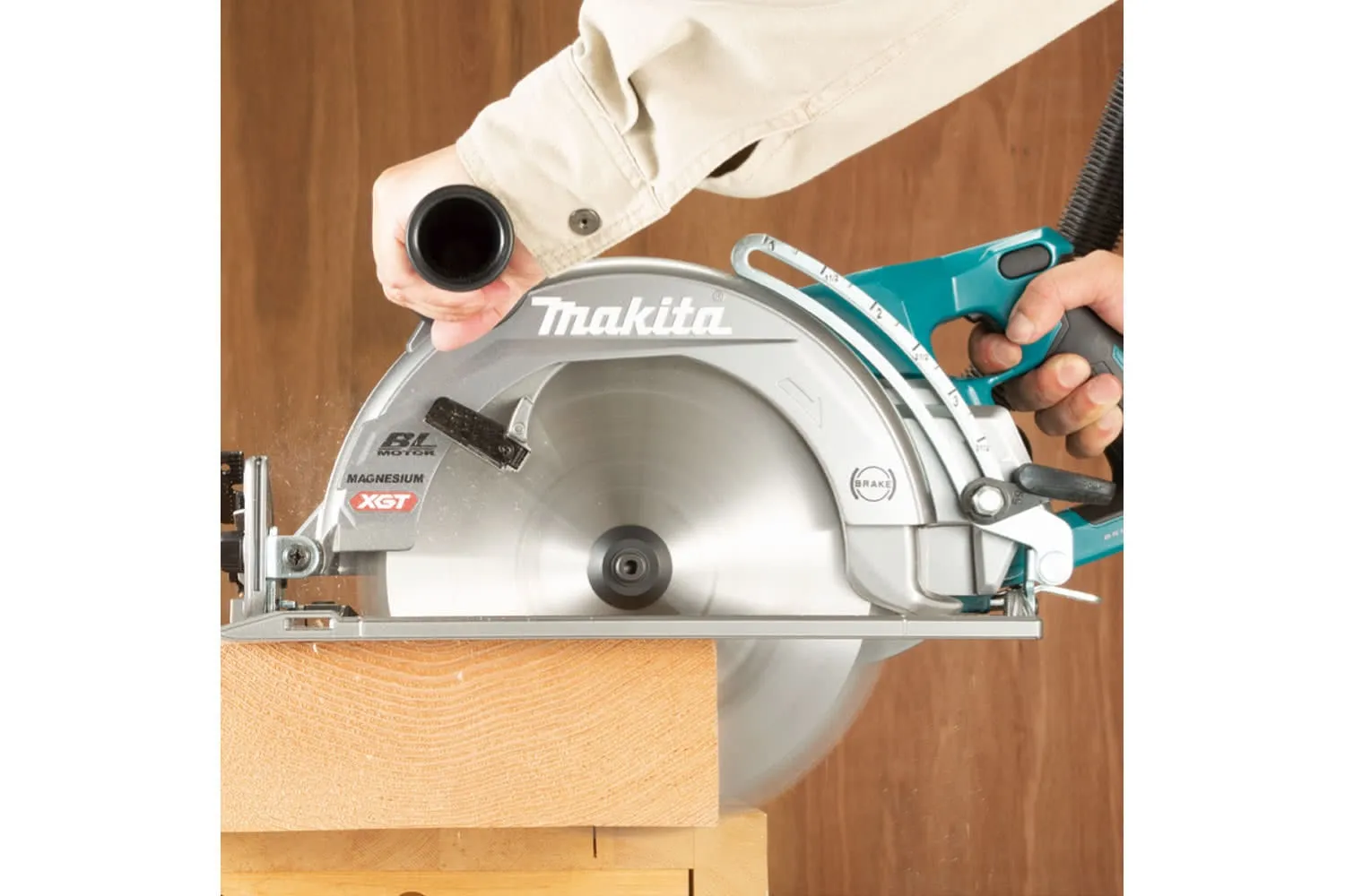 Makita RS002GZ 10-1/4 in 4000 rpm Lithium-Ion Brushless Cordless Circular Saw (Tool Only)