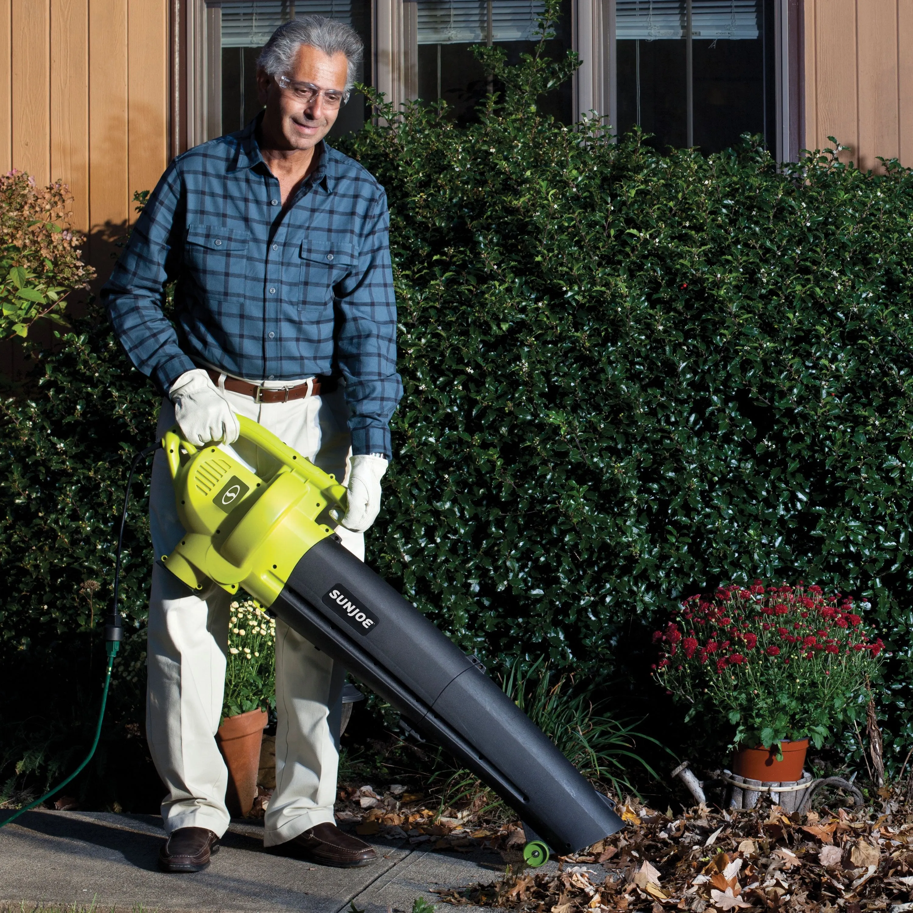 Sun Joe SBJ604E 3-in-1 Electric Blower | 200 MPH | 12 Amp | Vacuum | Mulcher